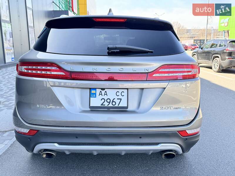 Позашляховик / Кросовер Lincoln MKC 2017 в Києві