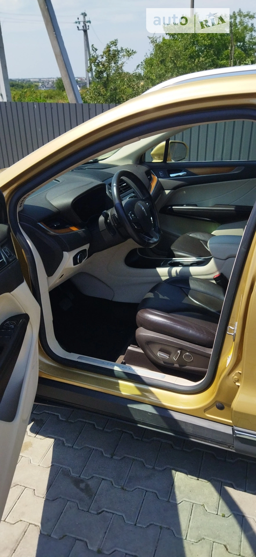 2015 Lincoln MKC - мініатюра 24