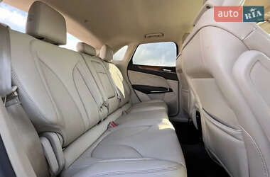 Внедорожник / Кроссовер Lincoln MKC 2015 в 