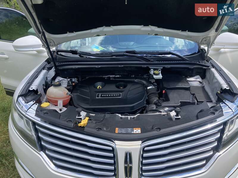 Позашляховик / Кросовер Lincoln MKC 2016 в Шептицькому