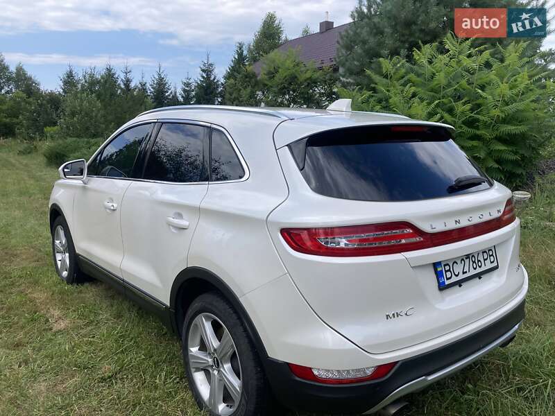 Позашляховик / Кросовер Lincoln MKC 2016 в Шептицькому