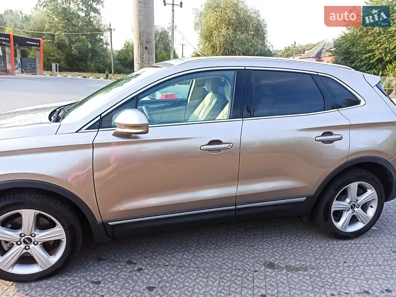 Lincoln MKC