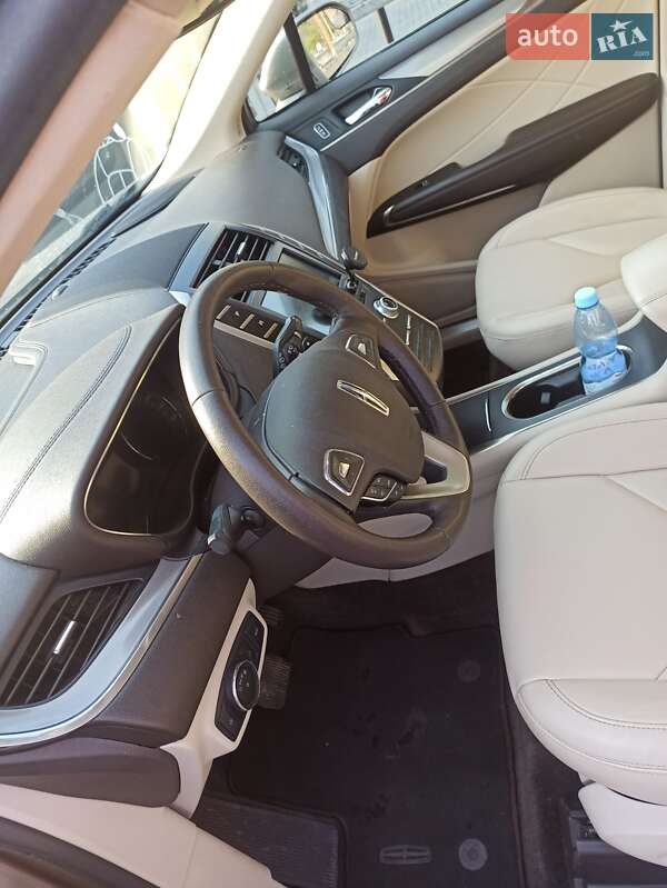 Внедорожник / Кроссовер Lincoln MKC 2018 в Полтаве