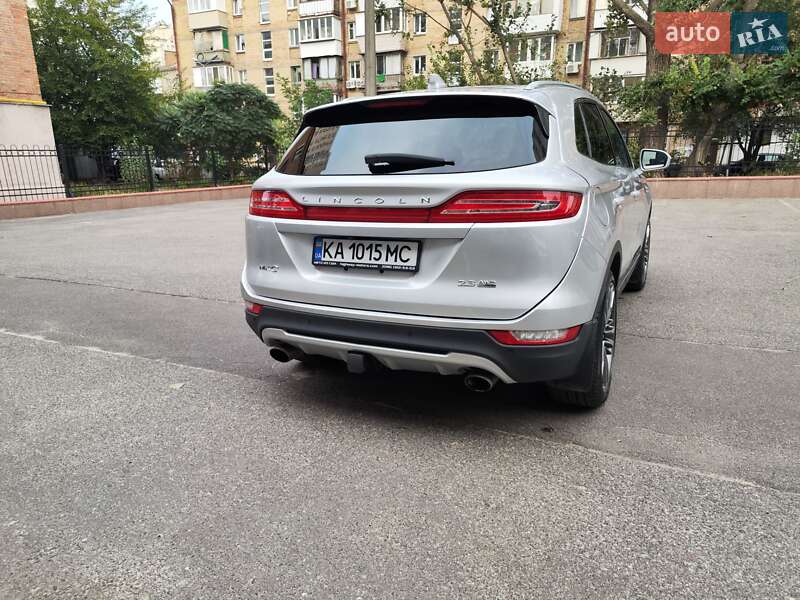 Позашляховик / Кросовер Lincoln MKC 2015 в Києві