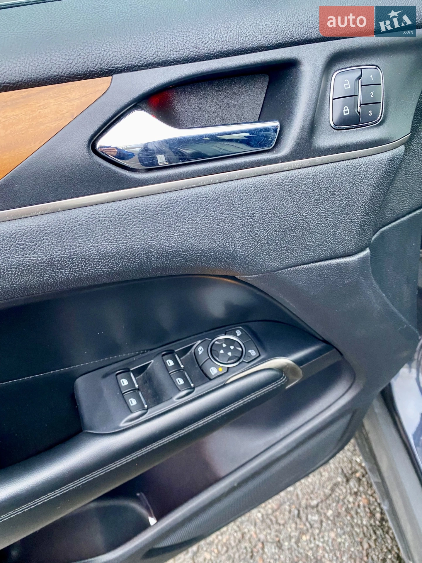 2015 Lincoln MKC - мініатюра 12