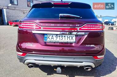 Позашляховик / Кросовер Lincoln MKC 2015 в Києві