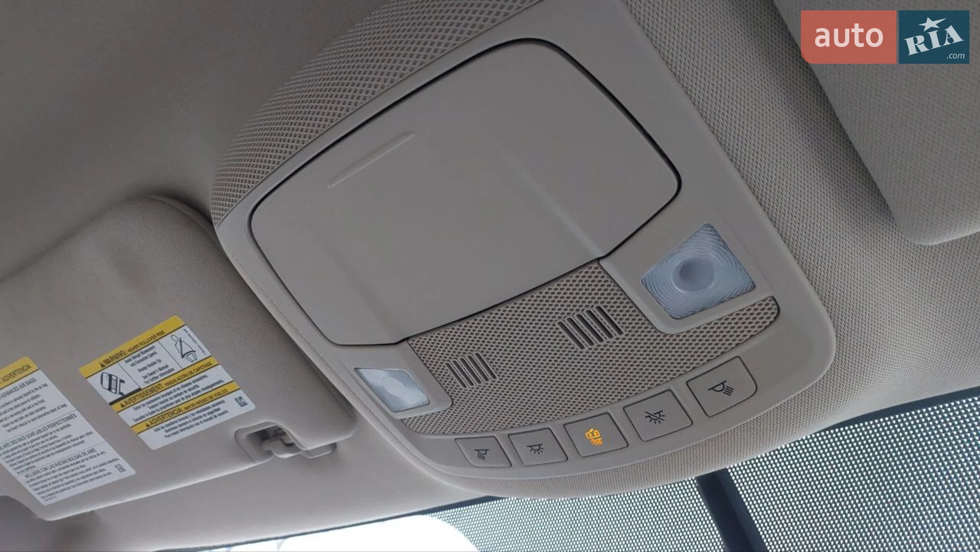 2017 Lincoln MKC - мініатюра 23