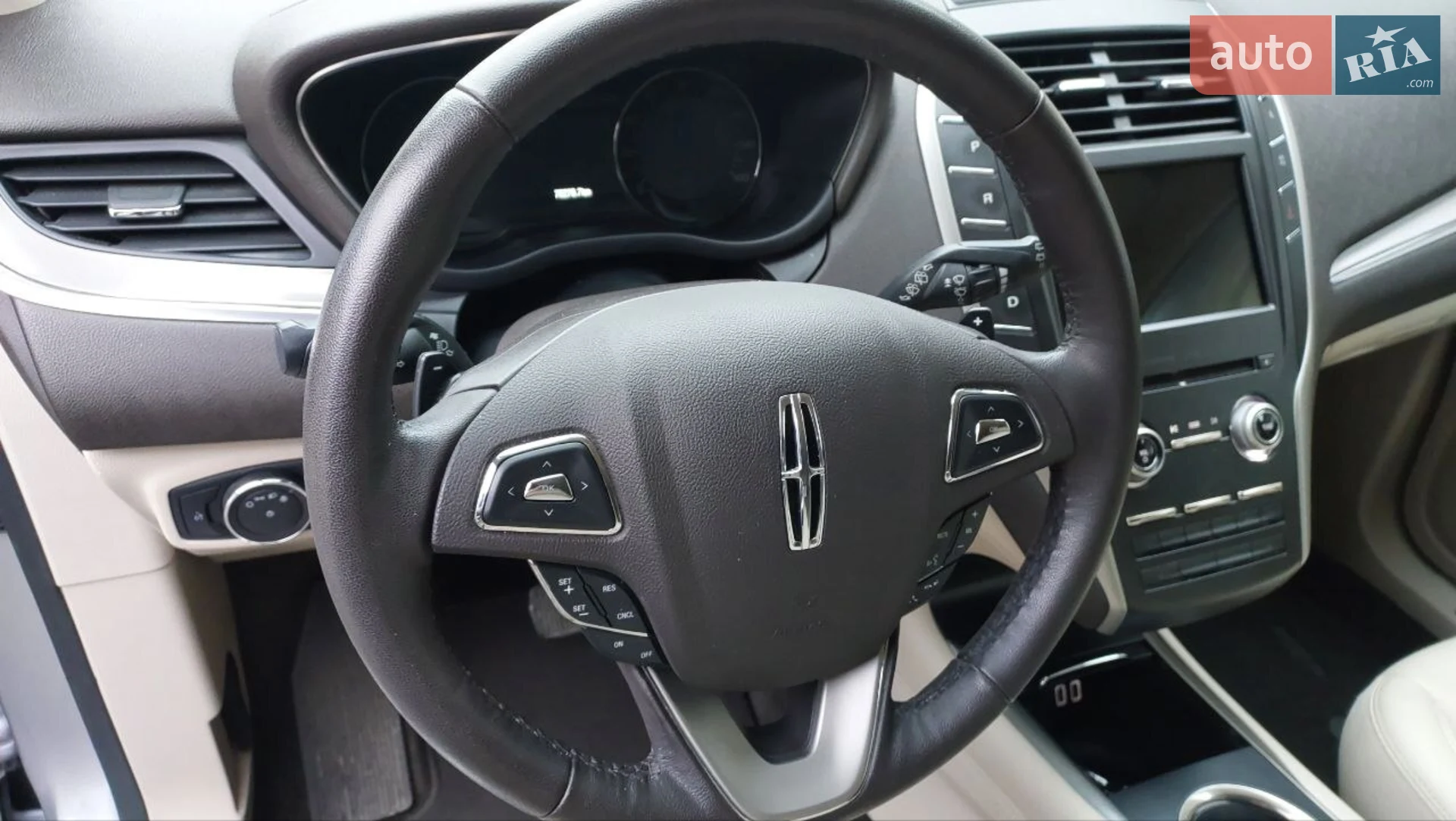 2017 Lincoln MKC - мініатюра 9