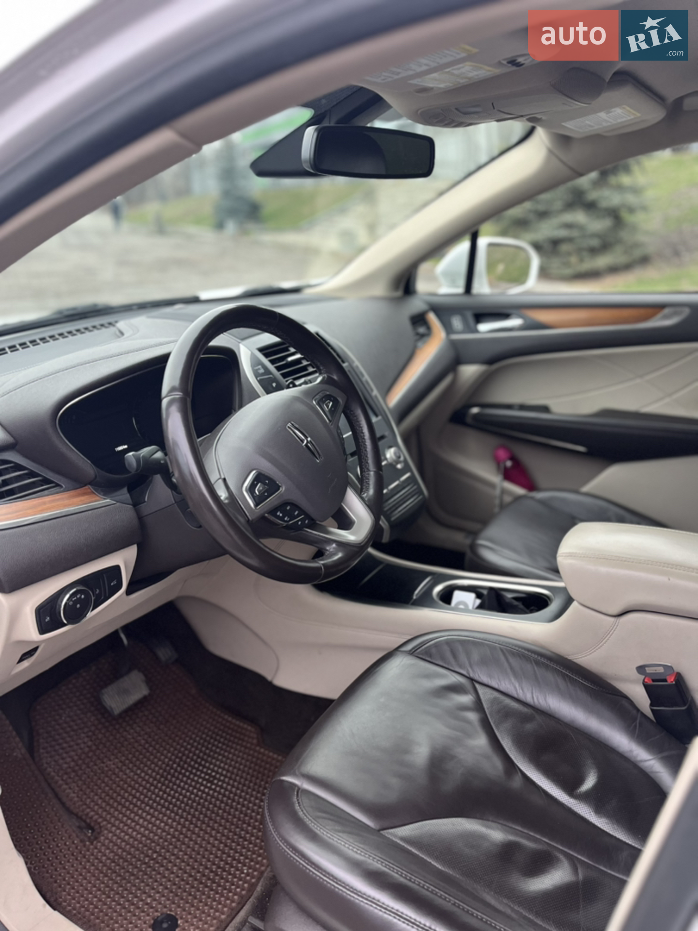 2017 Lincoln MKC - мініатюра 8
