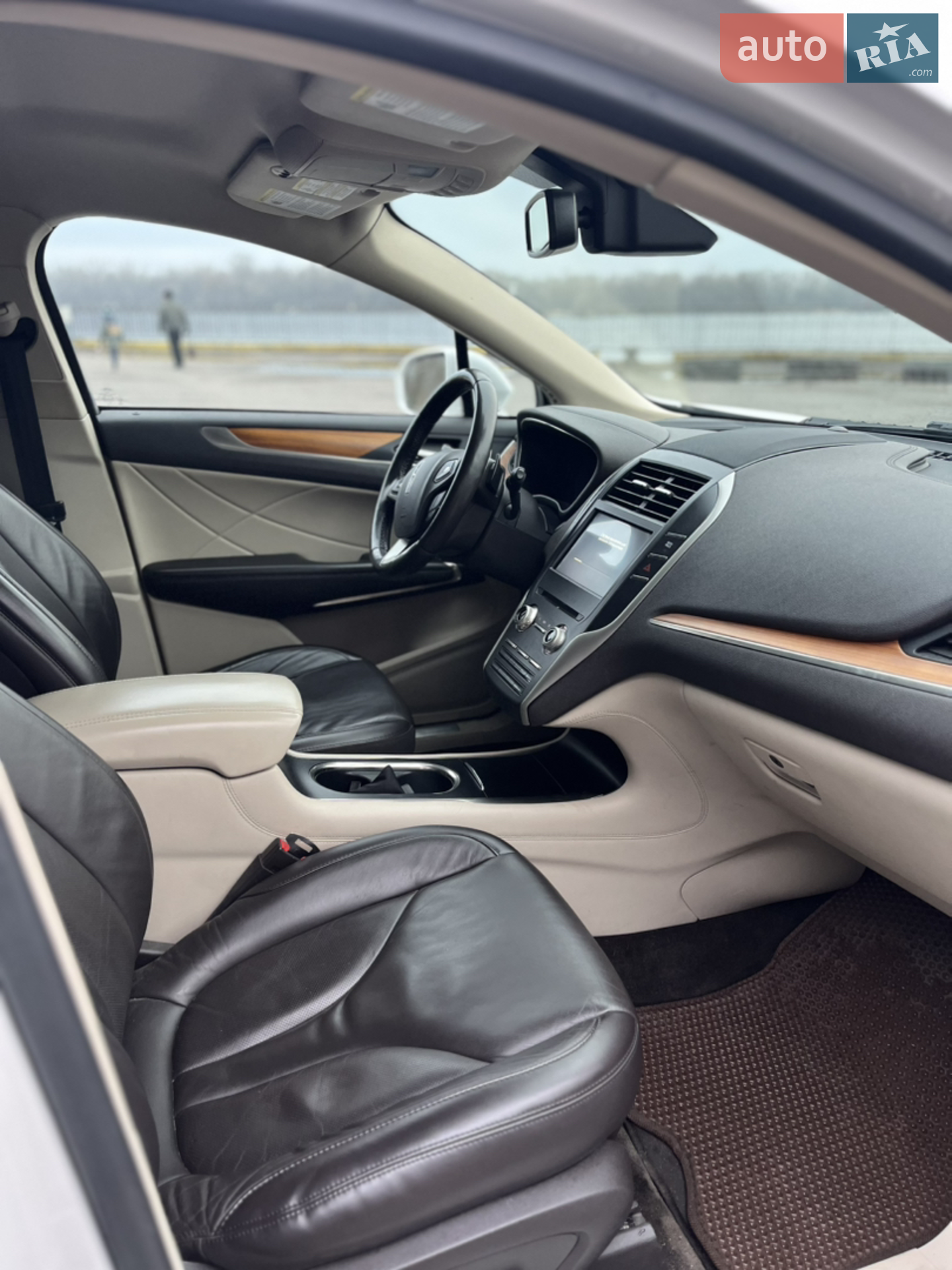 2017 Lincoln MKC - мініатюра 13