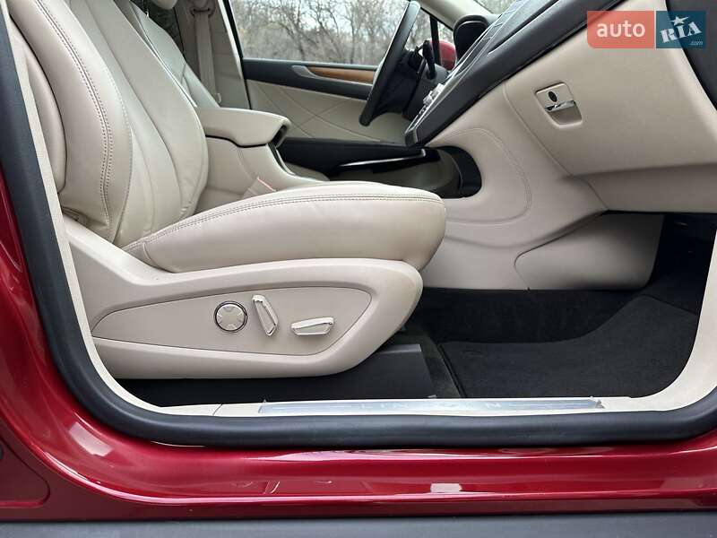 Внедорожник / Кроссовер Lincoln MKC 2019 в Киеве