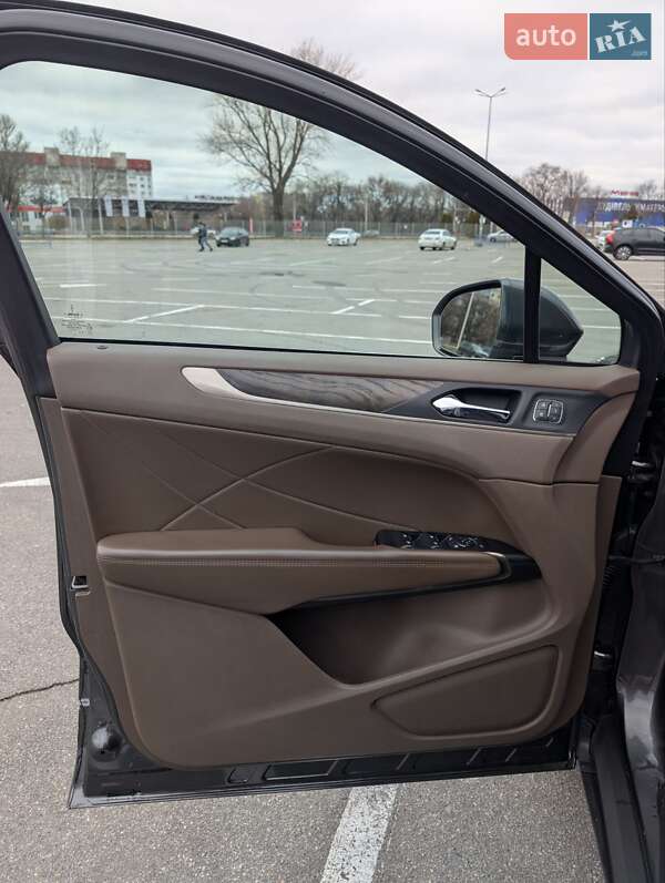 Внедорожник / Кроссовер Lincoln MKC 2016 в Днепре