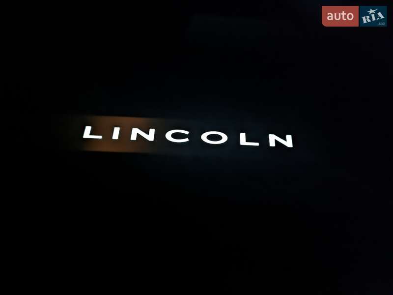 Внедорожник / Кроссовер Lincoln MKC 2016 в Тернополе