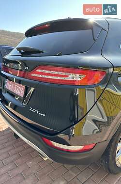 Внедорожник / Кроссовер Lincoln MKC 2017 в 