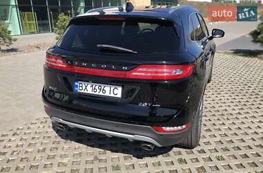 Внедорожник / Кроссовер Lincoln MKC 2016 в 