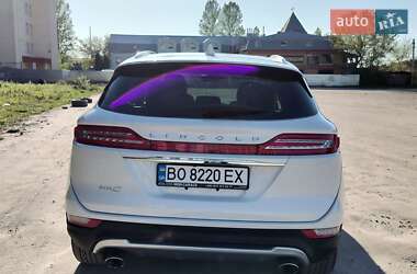 Внедорожник / Кроссовер Lincoln MKC 2018 в 