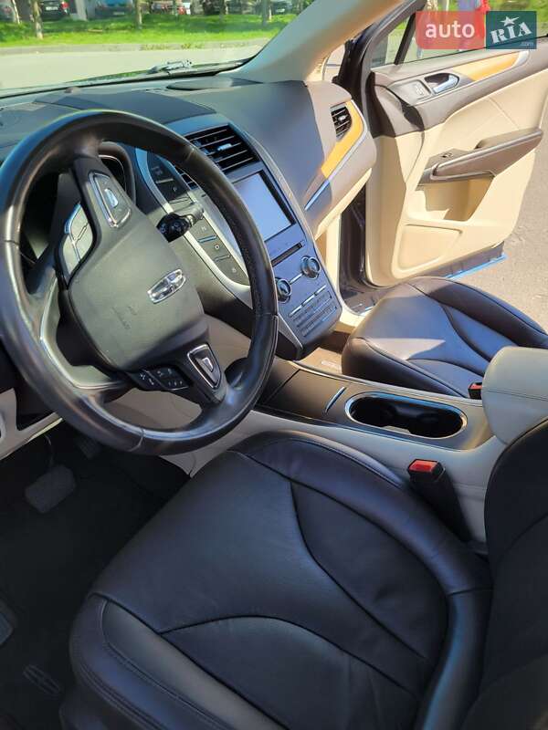Позашляховик / Кросовер Lincoln MKC 2014 в Івано-Франківську