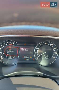 Позашляховик / Кросовер Lincoln MKC 2014 в 