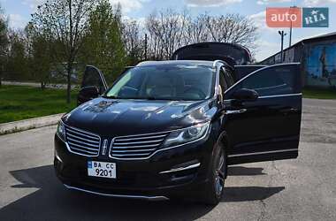 Позашляховик / Кросовер Lincoln MKC 2014 в 