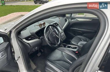Позашляховик / Кросовер Lincoln MKC 2015 в 