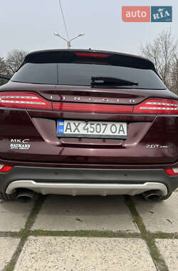 Внедорожник / Кроссовер Lincoln MKC 2018 в 