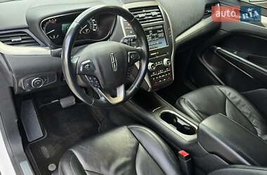 Позашляховик / Кросовер Lincoln MKC 2014 в 
