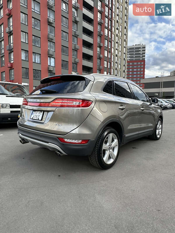 Позашляховик / Кросовер Lincoln MKC 2017 в Києві