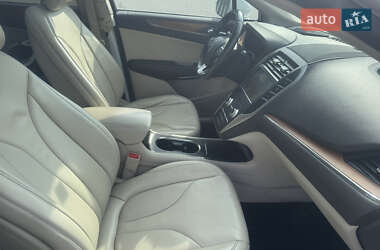 Внедорожник / Кроссовер Lincoln MKC 2016 в 