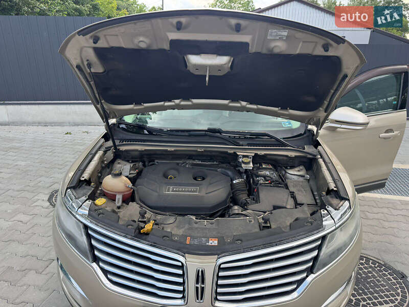Внедорожник / Кроссовер Lincoln MKC 2016 в Луцке