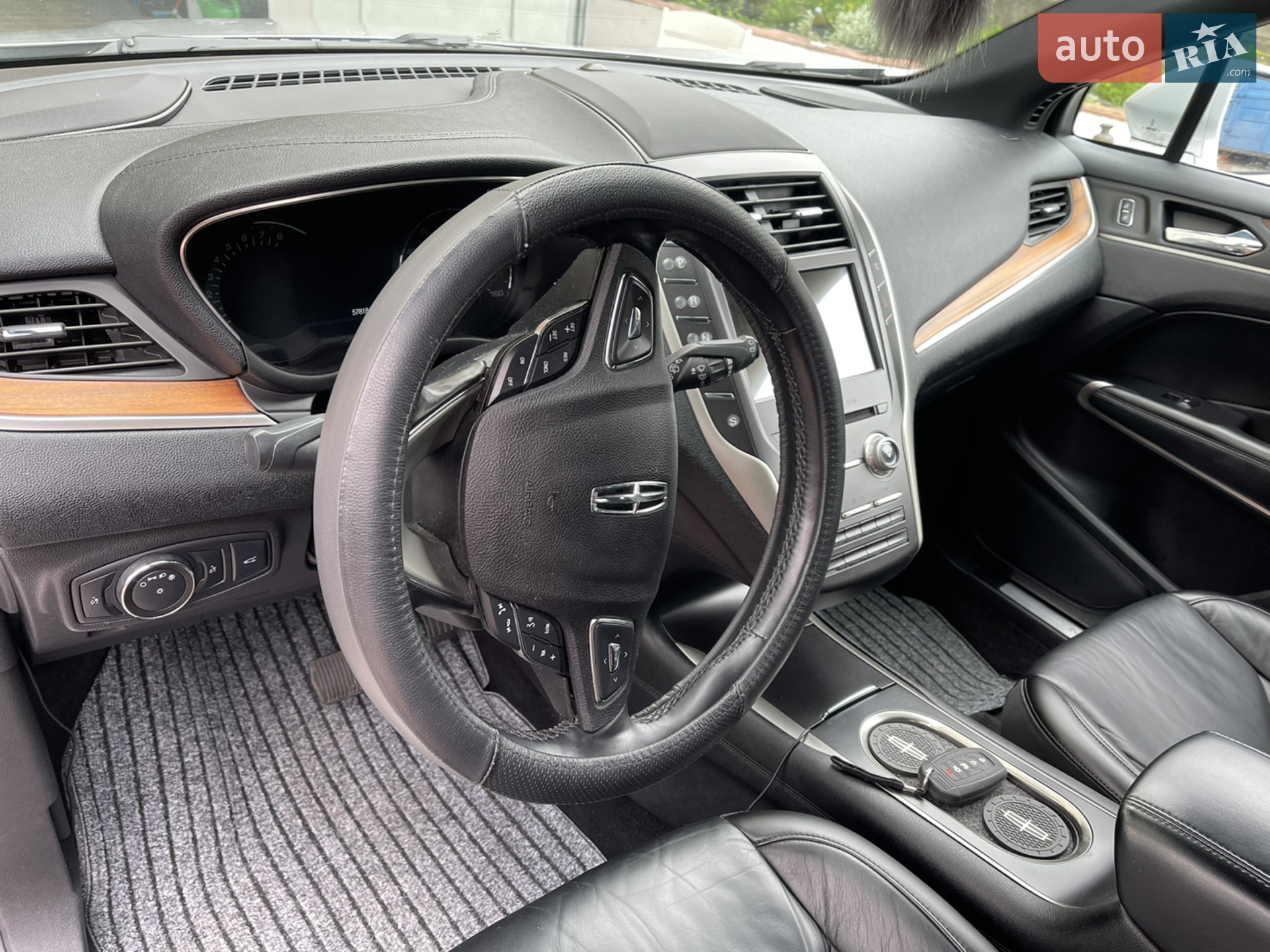 2017 Lincoln MKC - мініатюра 11