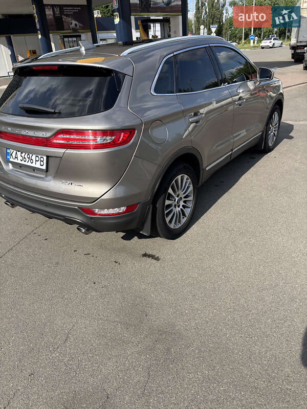 Позашляховик / Кросовер Lincoln MKC 2017 в Києві