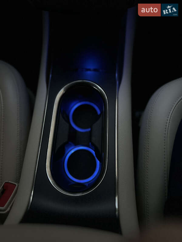 Внедорожник / Кроссовер Lincoln MKC 2014 в Виннице фото 38 Внедорожник / Кроссовер Lincoln MKC 2014 в Виннице