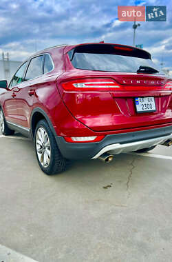 Внедорожник / Кроссовер Lincoln MKC 2017 в 