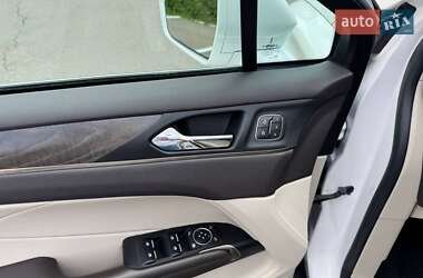Внедорожник / Кроссовер Lincoln MKC 2018 в 