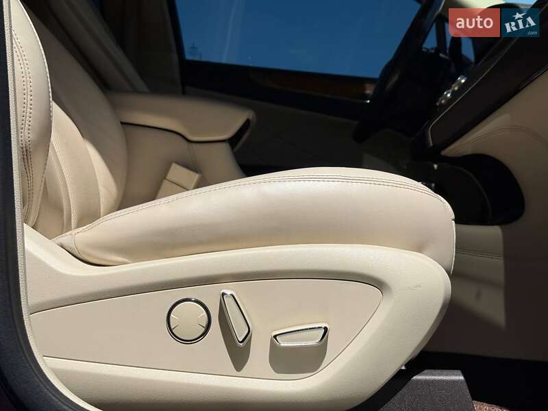 Внедорожник / Кроссовер Lincoln MKC 2014 в Ровно