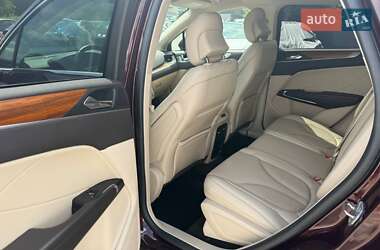 Внедорожник / Кроссовер Lincoln MKC 2019 в 