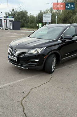 Внедорожник / Кроссовер Lincoln MKC 2015 в 