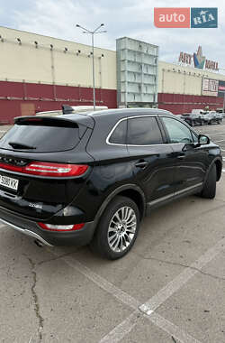 Внедорожник / Кроссовер Lincoln MKC 2015 в 