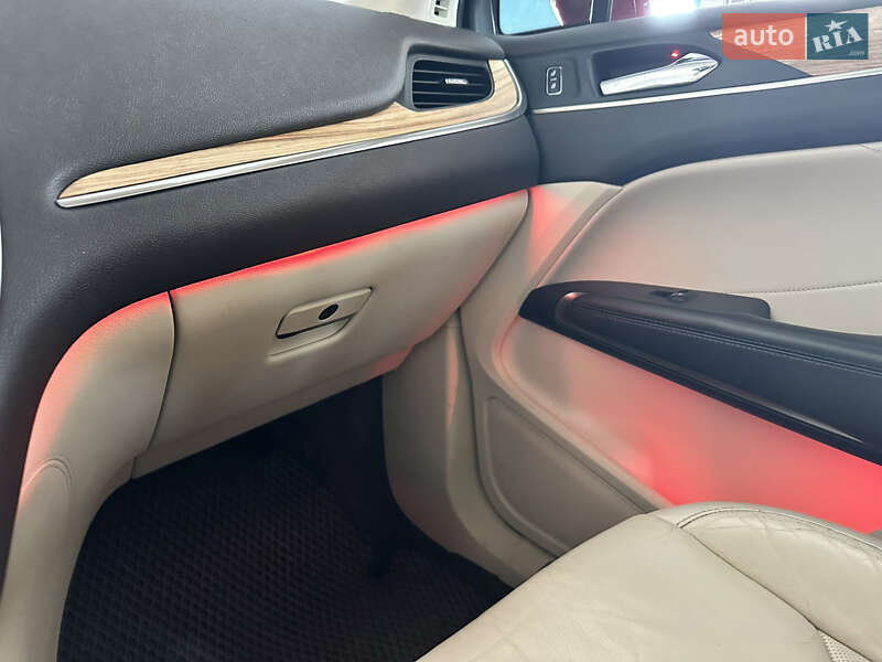 Внедорожник / Кроссовер Lincoln MKC 2015 в Днепре