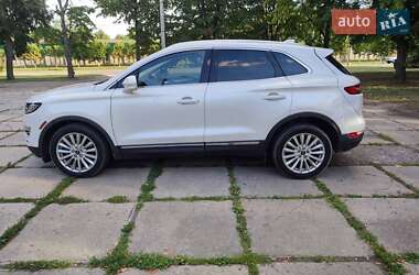 Позашляховик / Кросовер Lincoln MKC 2019 в 