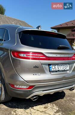 Внедорожник / Кроссовер Lincoln MKC 2016 в 
