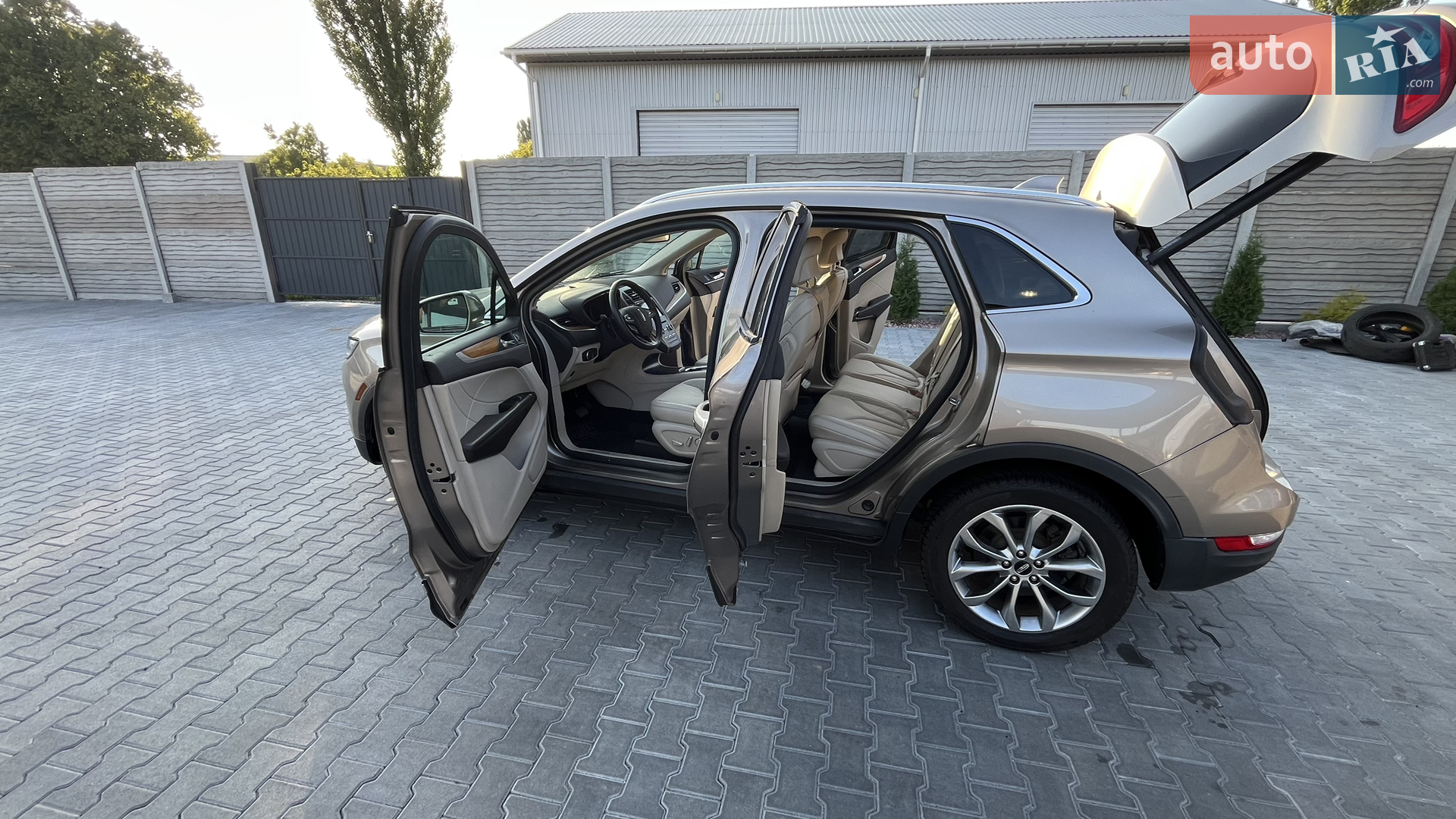 2019 Lincoln MKC - мініатюра 6