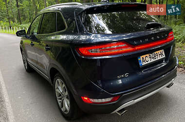 Внедорожник / Кроссовер Lincoln MKC 2014 в 