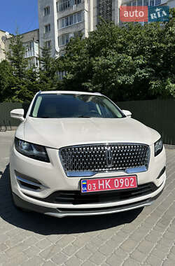 Внедорожник / Кроссовер Lincoln MKC 2018 в 