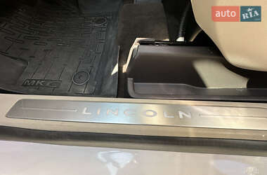Внедорожник / Кроссовер Lincoln MKC 2018 в 