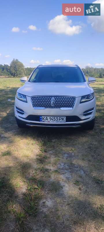 Внедорожник / Кроссовер Lincoln MKC 2019 в 