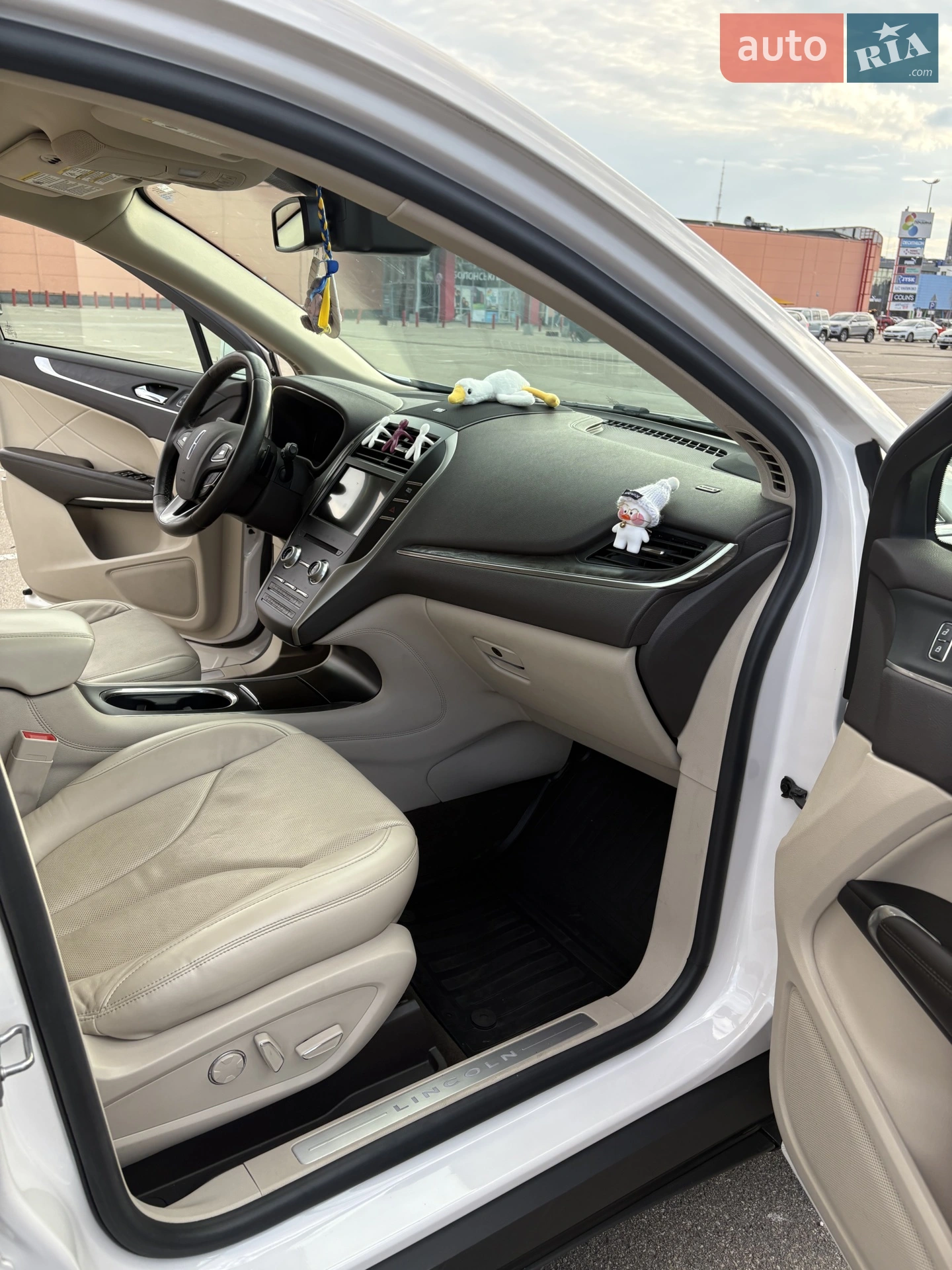 2019 Lincoln MKC - мініатюра 11