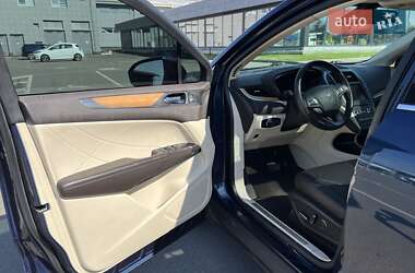 Внедорожник / Кроссовер Lincoln MKC 2014 в 