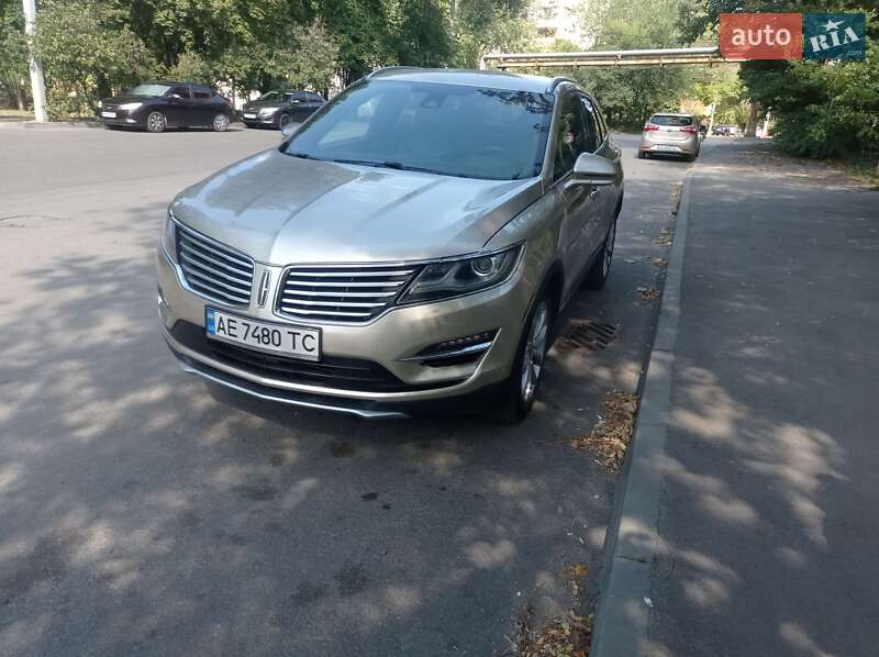 Внедорожник / Кроссовер Lincoln MKC 2014 в 