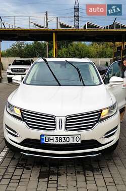 Внедорожник / Кроссовер Lincoln MKC 2014 в 